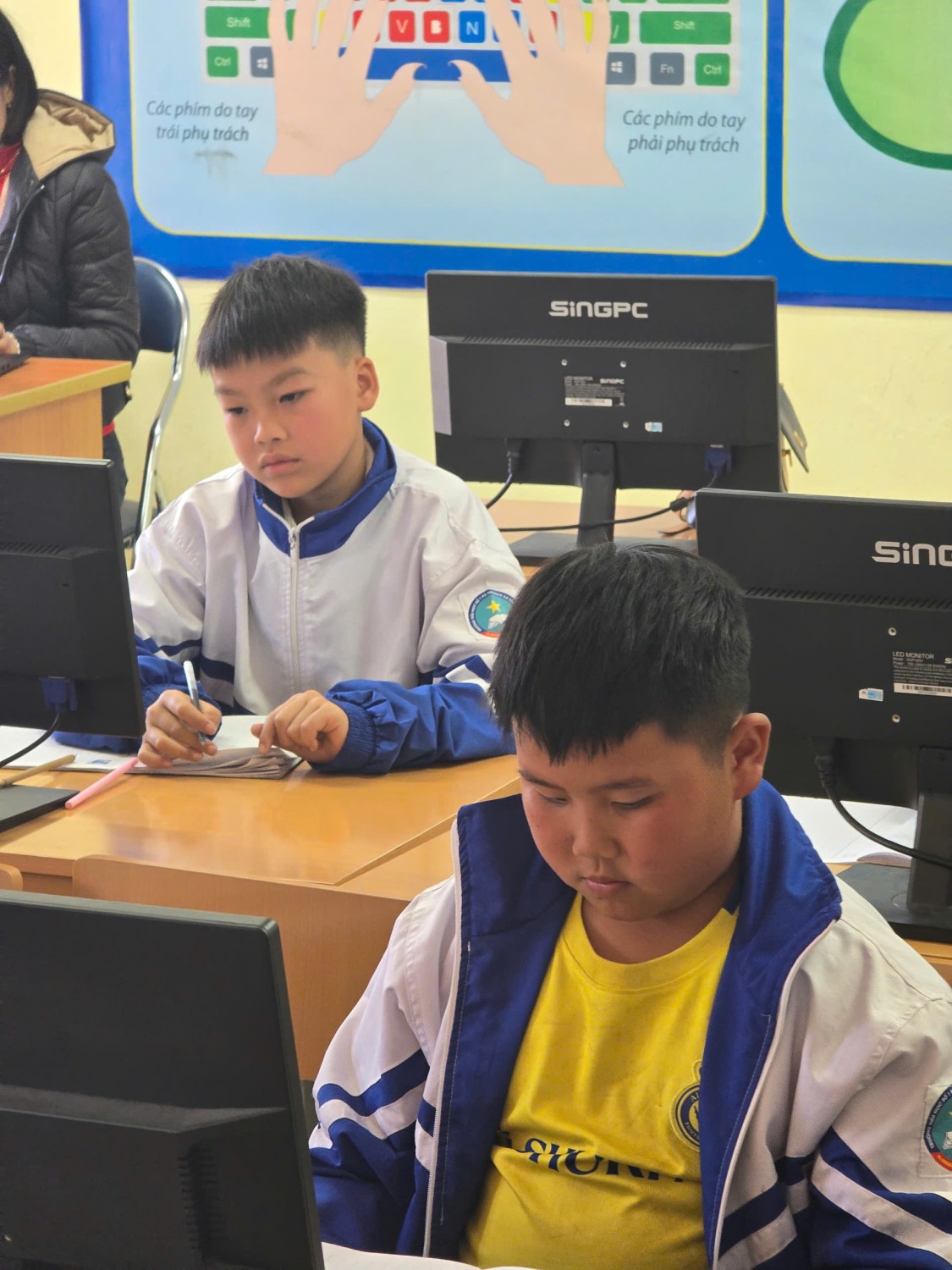 Description: E:\2025-2026\Thi Toán cấp tỉnh\z7500320972984_cecd05d4367476fe17c85a9df1757e26.jpg